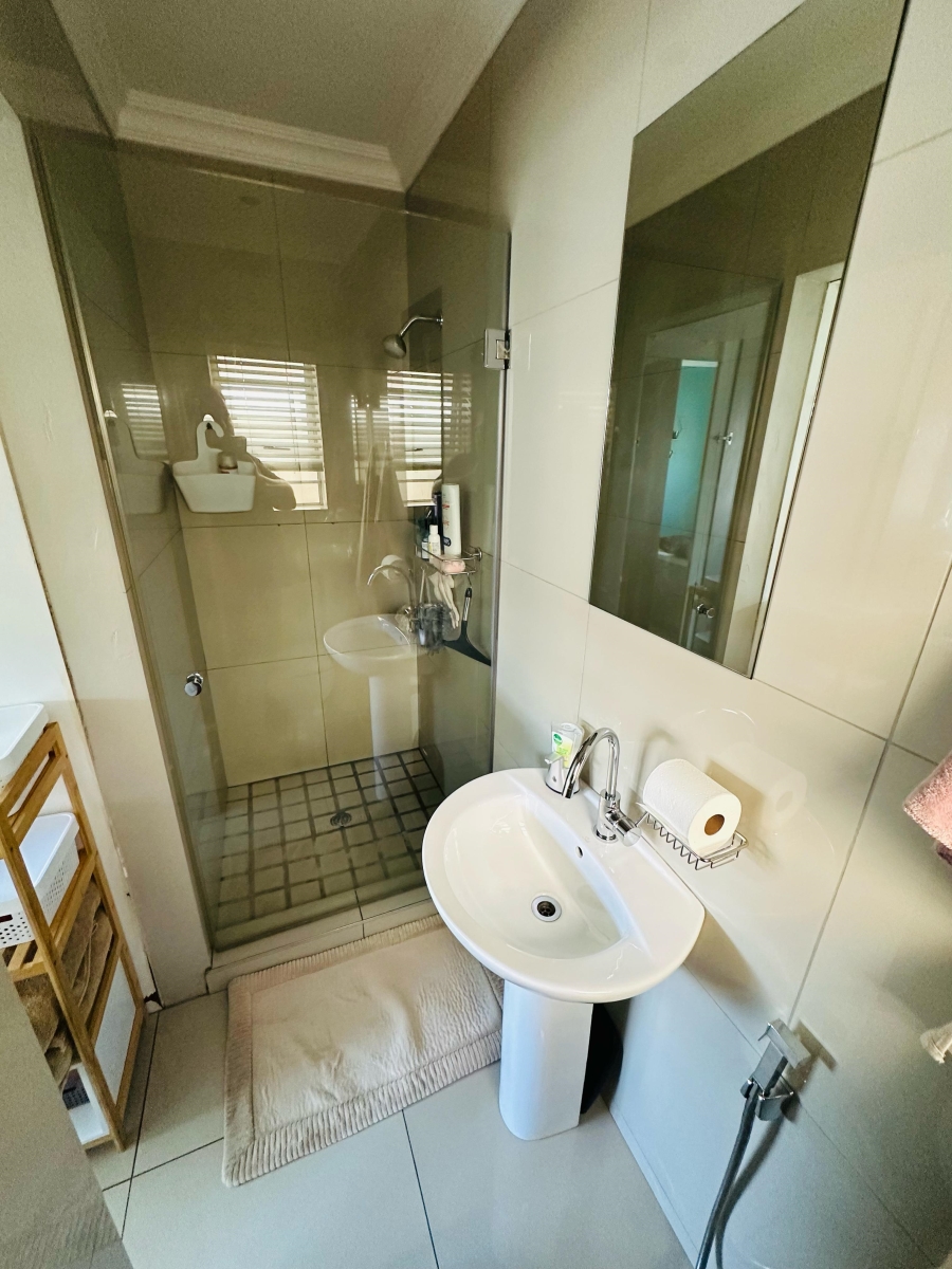 3 Bedroom Property for Sale in Sonstraal Heights Western Cape